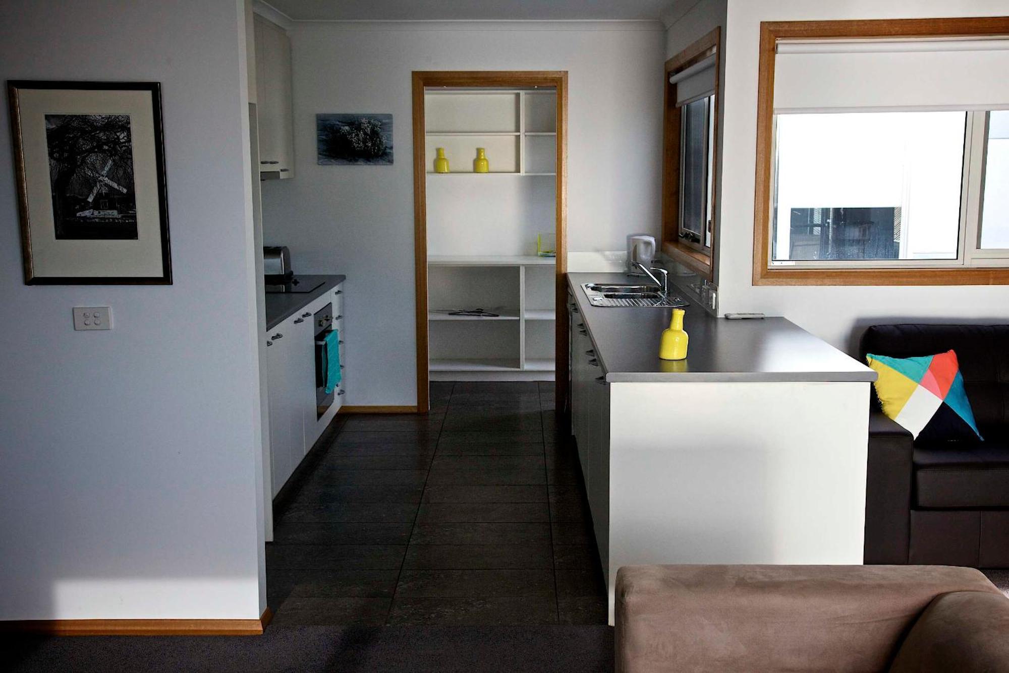 Penguin Beachfront Apartments Pokoj fotografie