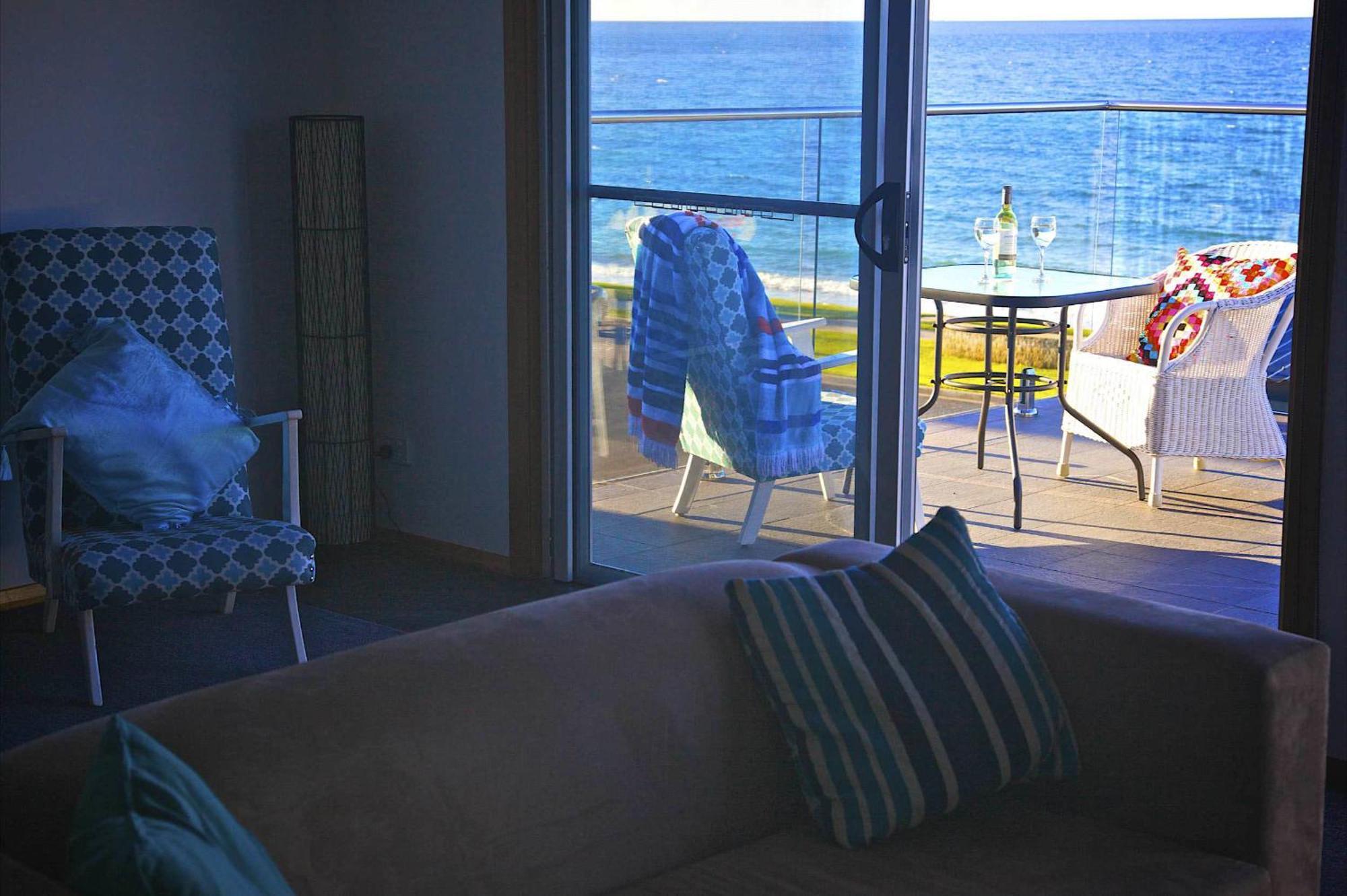 Penguin Beachfront Apartments Pokoj fotografie